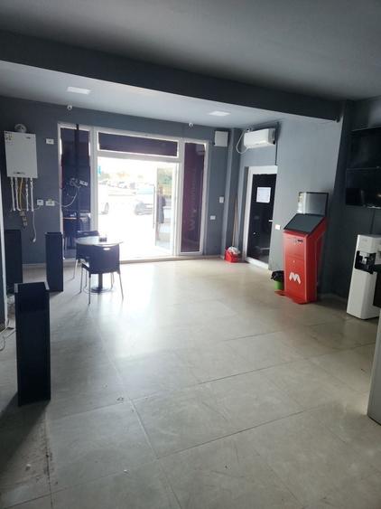 Spațiu comercial, de 42 mp, în Nord