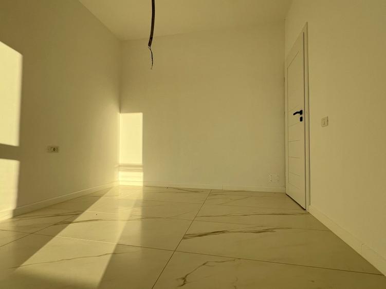 Penthouse cu 2 camere decomandat, mobilat în Braytim