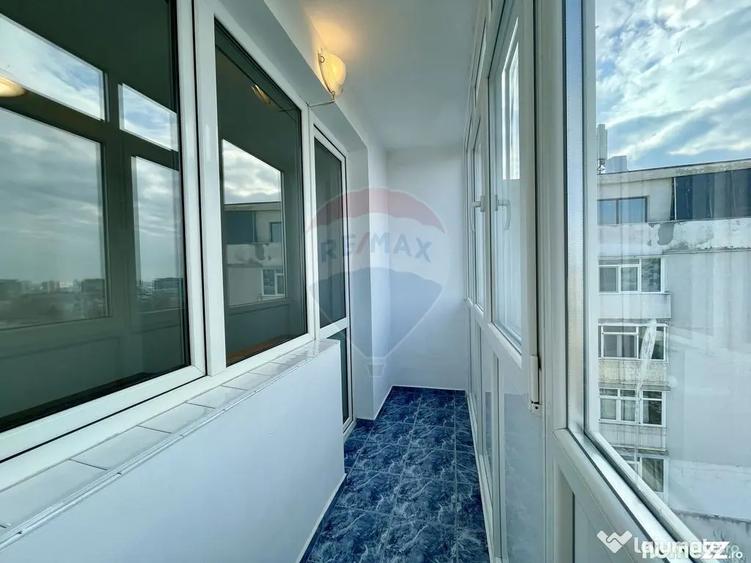 Apartament cu 3 camere semidecomandat în Nord