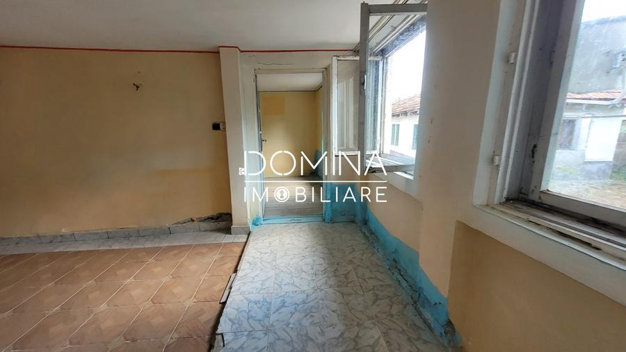Casă individuală cu 5 camere cu Teren 1969 Mp în Dănești