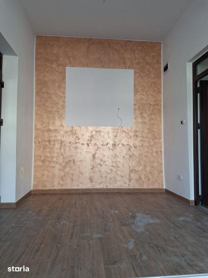 Spațiu comercial, de 150 mp, în Central