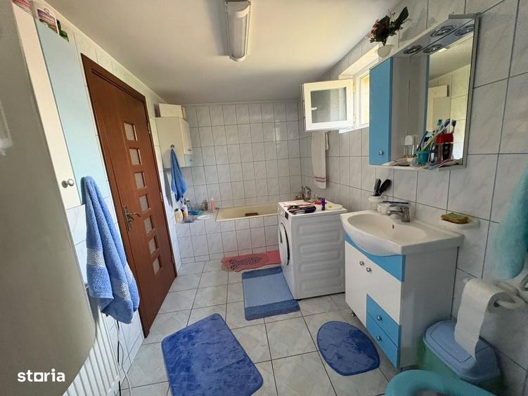 Casă cu 4 camere în Ciorogârla