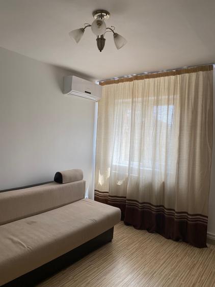 Apartament cu 2 camere decomandat în Exterior Vest