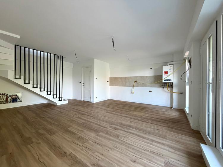 Apartament cu 3 camere decomandat în Păcurari