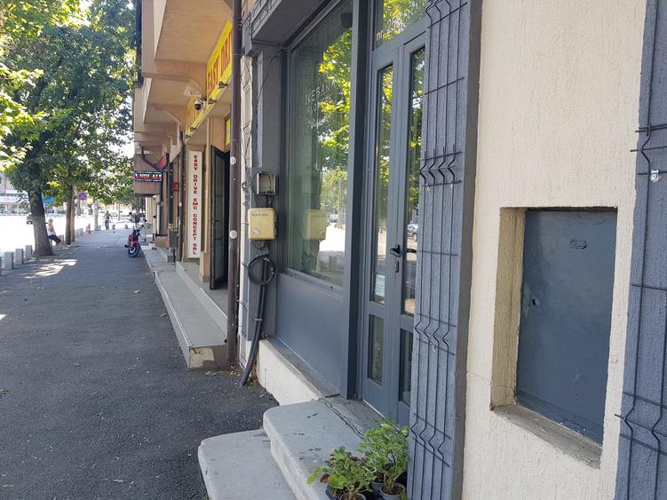 Spațiu comercial, de 100 mp, în Tineretului
