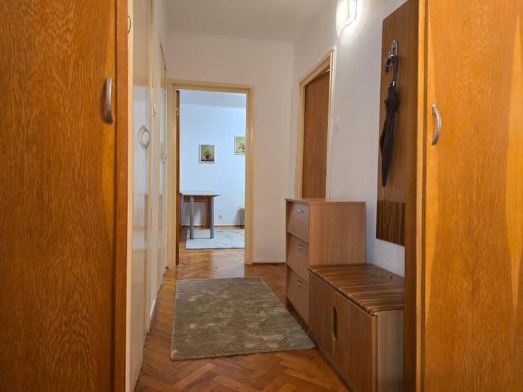 Apartament cu 2 camere decomandat în Dristor