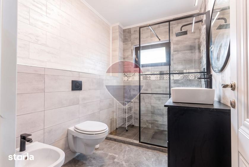 Casă cu 3 camere cu Teren 138 Mp în Rediu