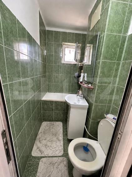 Apartament cu 2 camere, 35 mp, parcare, zona Micro 3 - 6