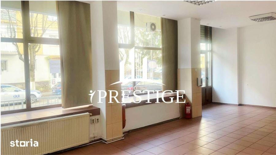 Spațiu comercial, de 100 mp, în Valea Aurie