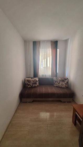 Apartament cu 3 camere decomandat în Tomis Nord