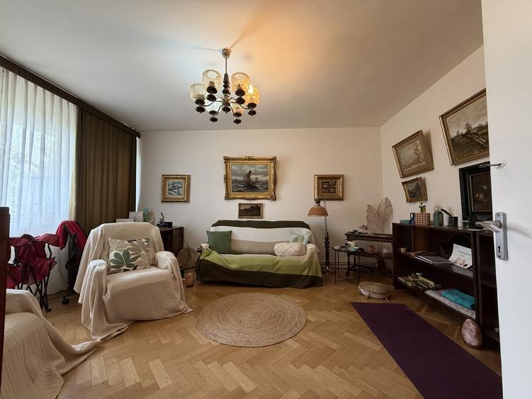 Apartament cu 2 camere decomandat, mobilat în Plopilor