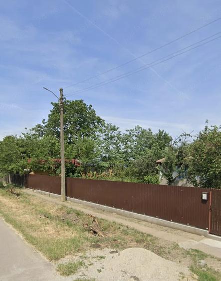 Casă cu 3 camere cu Teren 1013 Mp în Vasilați