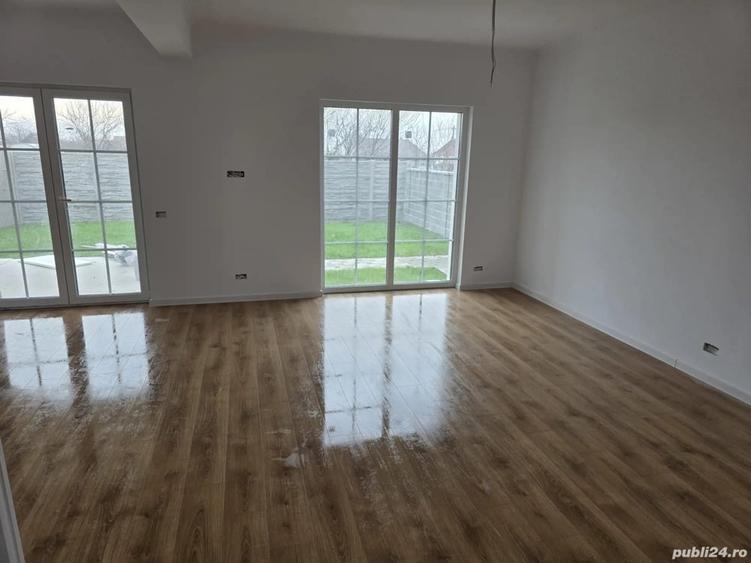 Casă cu Teren 300 Mp în Giarmata