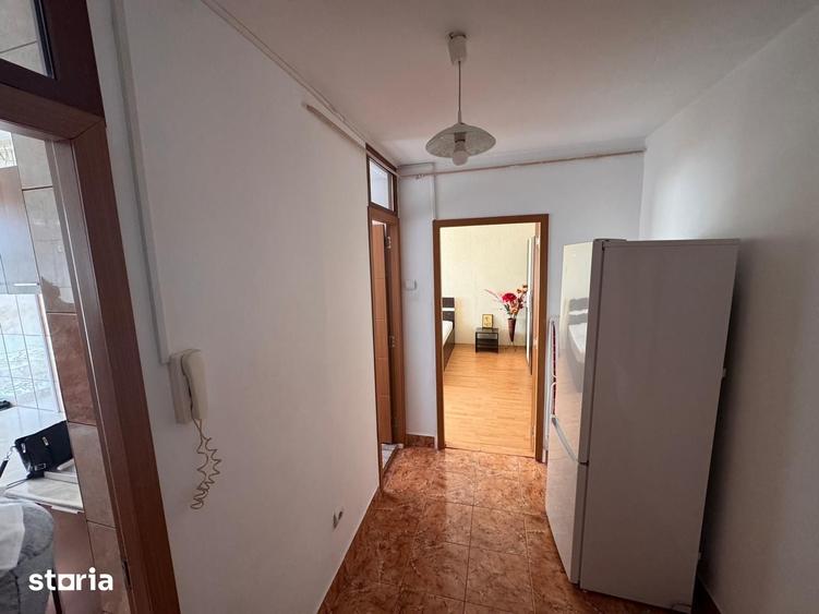 Garsonieră decomandată în Drumul Taberei