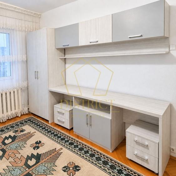 Apartament cu 2 camere semidecomandat, mobilat în Complex Studențesc