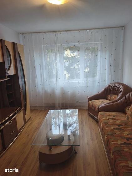 Apartament cu 3 camere decomandat în Nord