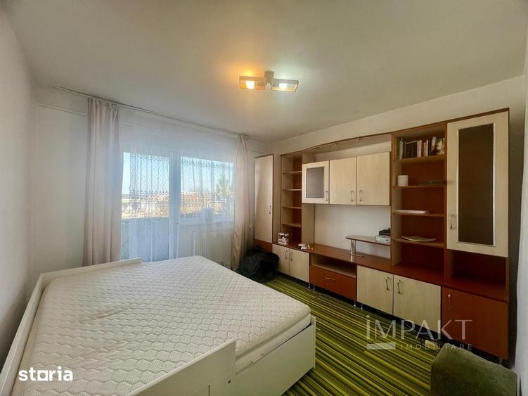 Apartament cu 3 camere decomandat în Zorilor