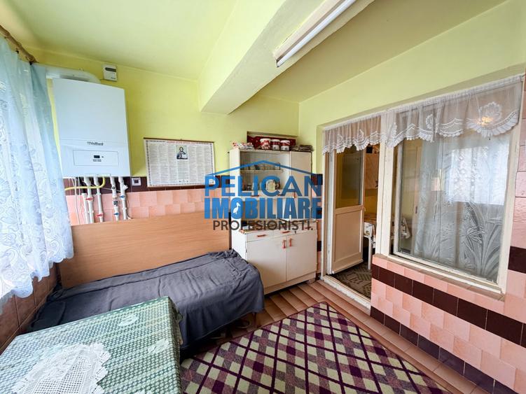 Apartament cu 2 camere decomandat în Spitalului