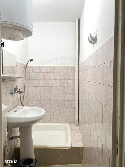 Garsonieră în Micro 19