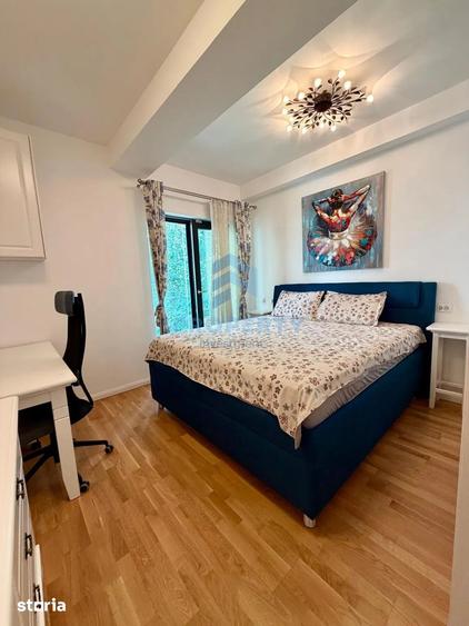 Apartament cu 3 camere semidecomandat în 13 Septembrie