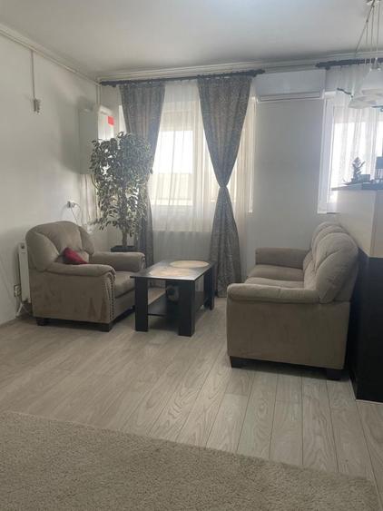 Apartament cu 3 camere în Dudu