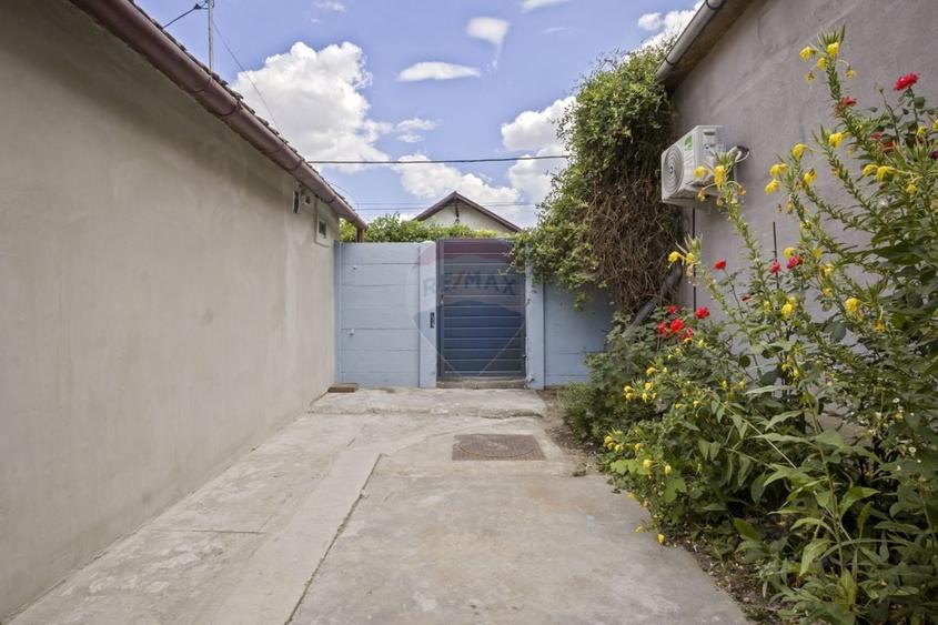 Casă individuală cu 3 camere cu Teren 252 Mp în Aradul Nou