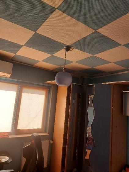 Apartament cu 2 camere semidecomandat în P-ța Muncii