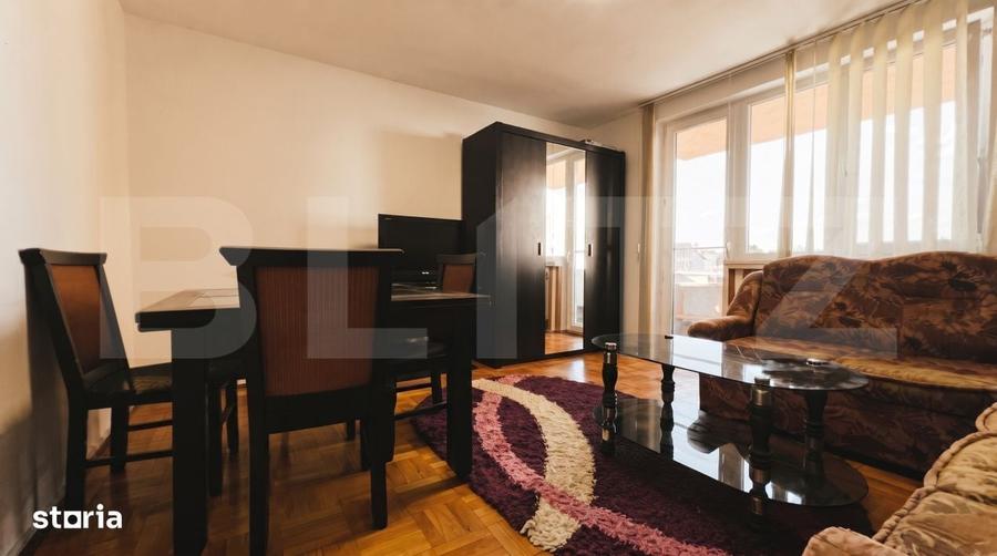 Apartament cu 3 camere de inchiriat Vis-a-vis de Piata Mare - 1