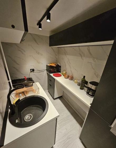 Apartament cu 2 camere semidecomandat în P-ța Romană