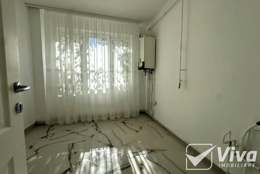 Apartament cu 3 camere decomandat în Alexandru cel Bun