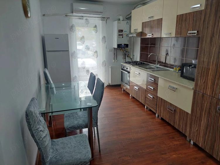 Apartament cu 2 camere decomandat în Pârneava