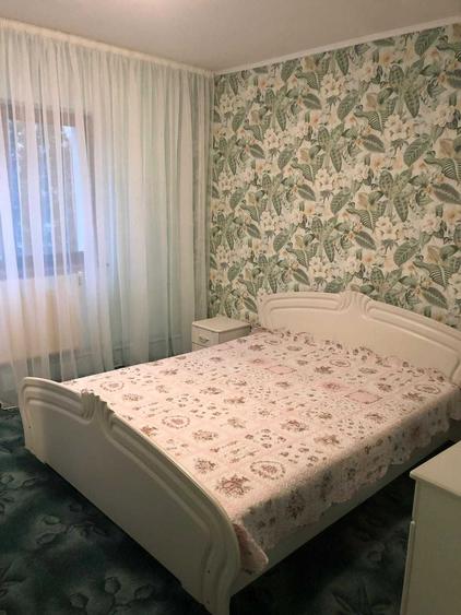 Apartament cu 3 camere decomandat în Bistrița Lac