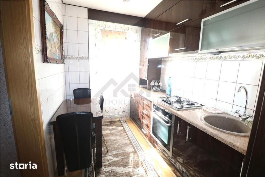 Apartament cu 2 camere decomandat în Mircea cel Bătrân