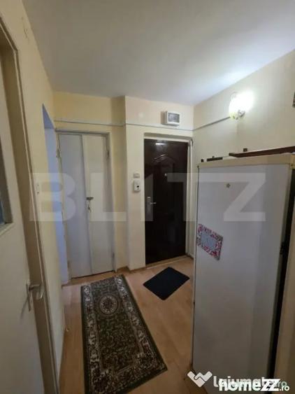 Apartament cu 2 camere semidecomandat în Micro 19