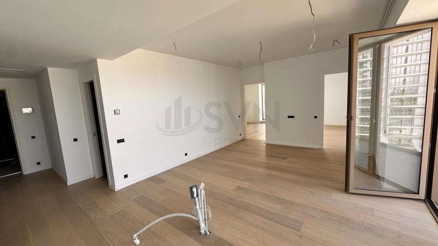 Apartament cu 3 camere decomandat în Floreasca