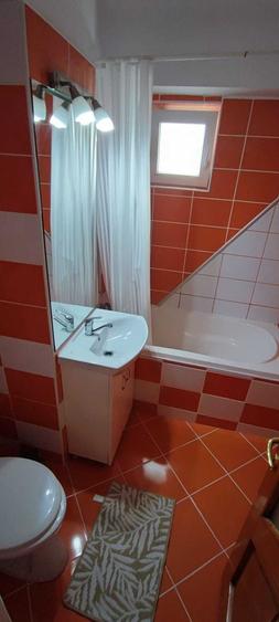 Apartament cu 3 camere decomandat în Ultracentral