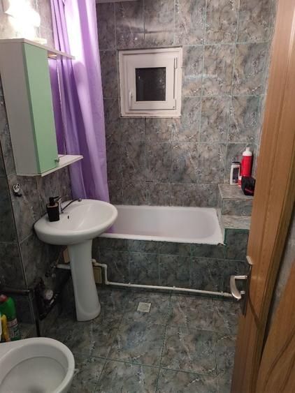 Apartament cu 2 camere decomandat în Exterior Vest