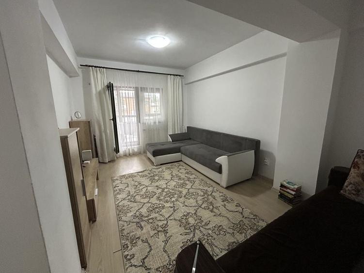 Apartament cu 2 camere decomandat în Bucureștii Noi