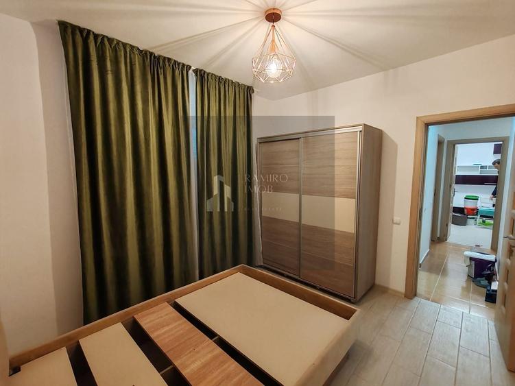 Apartament cu 2 camere decomandat, mobilat în Exterior Vest