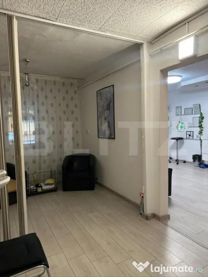 Apartament cu 3 camere decomandat în Central