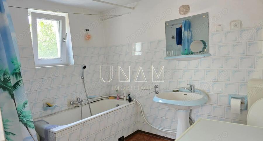 Casă cu 4 camere cu Teren 225 Mp în Muncitoresc