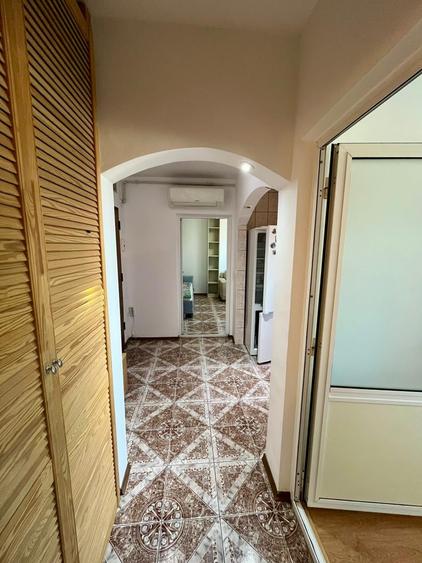 Apartament cu 2 camere decomandat în Casa de Cultură