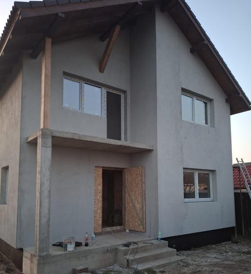Casă cu 4 camere în Hărman