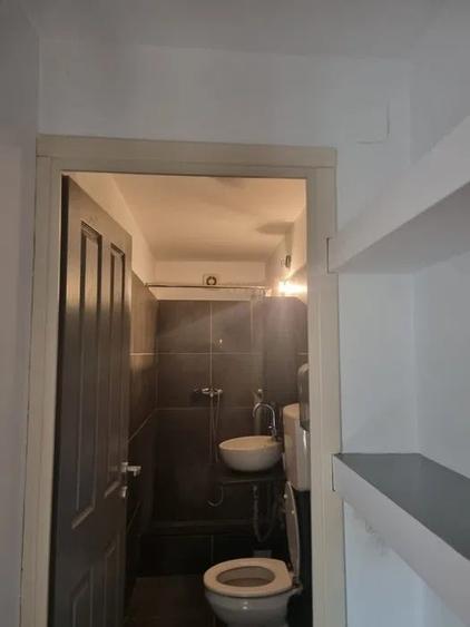 Casă individuală cu 4 camere cu Teren 100 Mp în Crângași