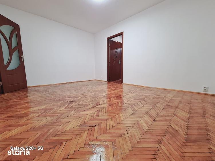 Apartament cu 2 camere semidecomandat în Brazda lui Novac