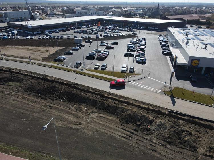 Spațiu comercial, de 207 mp, în Vladimirescu
