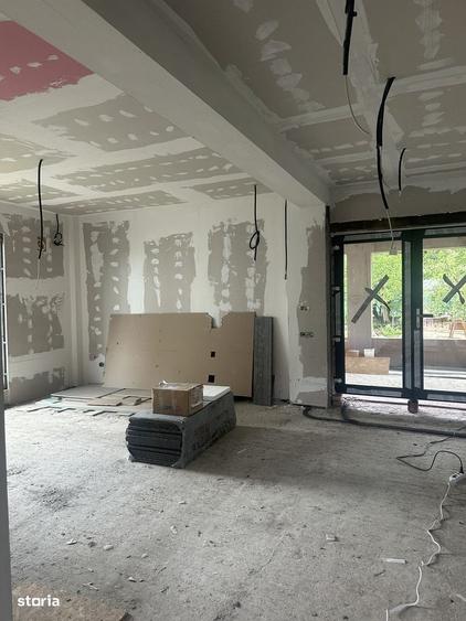 Casă cu 3 camere decomandat cu Teren 900 Mp în Central