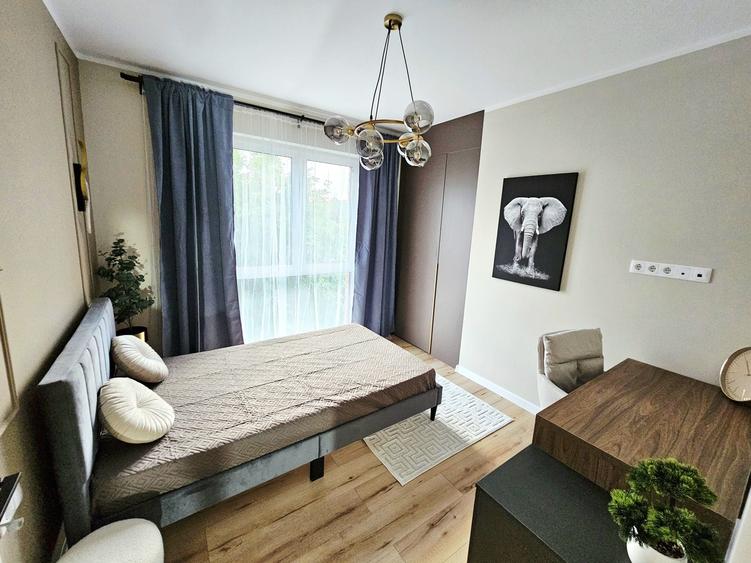 Apartament cu 3 camere decomandat în Florești