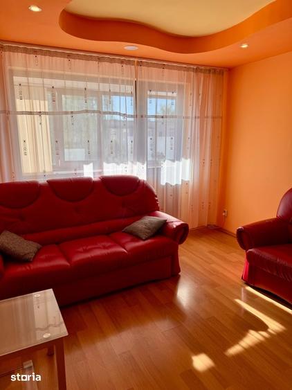Apartament cu 2 camere semidecomandat în Florilor