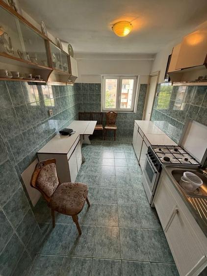 Apartament cu 2 camere decomandat în Carpați 2